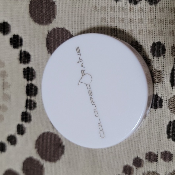 Coloured Raine Focal Point Glowlighters Highlighter in Selfie 3.5g - Picture 2 of 4